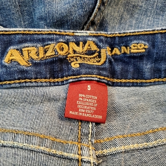 Arizona Jean Shorts - Picture 3 of 3